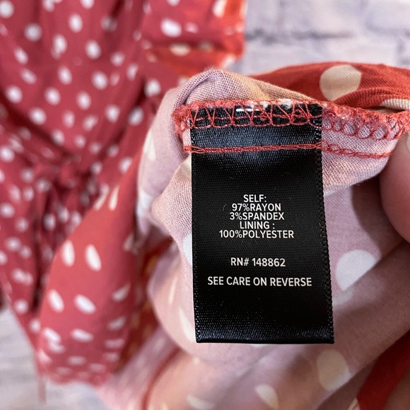 Torrid Polka Dot Ruched Tie Waist Short Sleeve Blouse Plus Size 3X - Picture 5 of 8